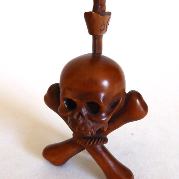 VINTAGE SIGNED JAPAN JAPANESE HAND CARVED WOOD NETSUKE SKULL SWORD - Picture 9 of 14